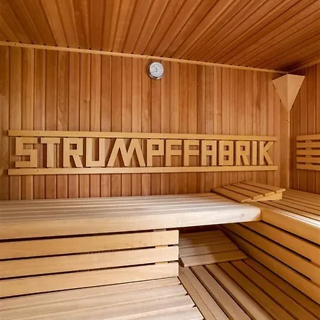 Strumpffabrik - Отель Kerpen (Rhineland-Palatinate)